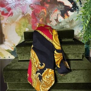 Gianni Versace Black and Gold Baroque Tie